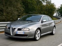 Alfa Romeo GT photo